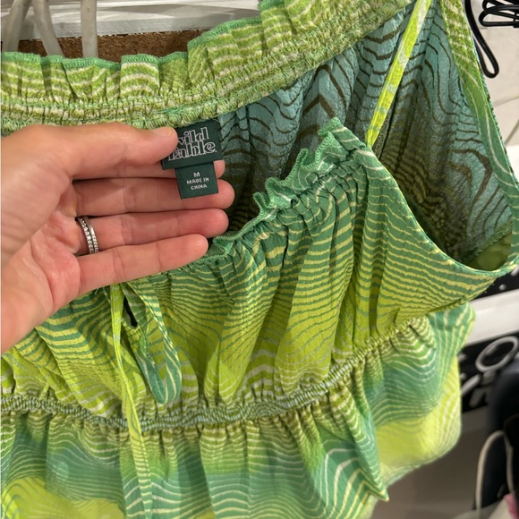 Gorgeous like new Wild Fable tank shirt - Picture 4 of 5